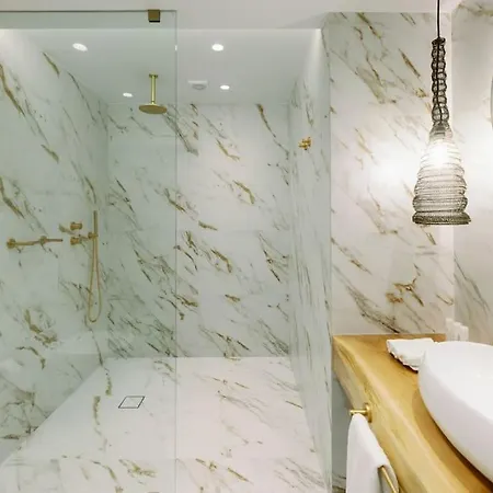 Дом отдыха Venus With Hot Tub *